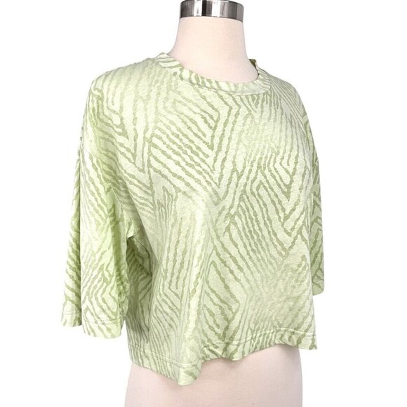 NWT Find Me Now The Label Geo Relax T Shirt Size S Tie Dye Crop Green 1/2 Sleeve - Picture 7 of 8